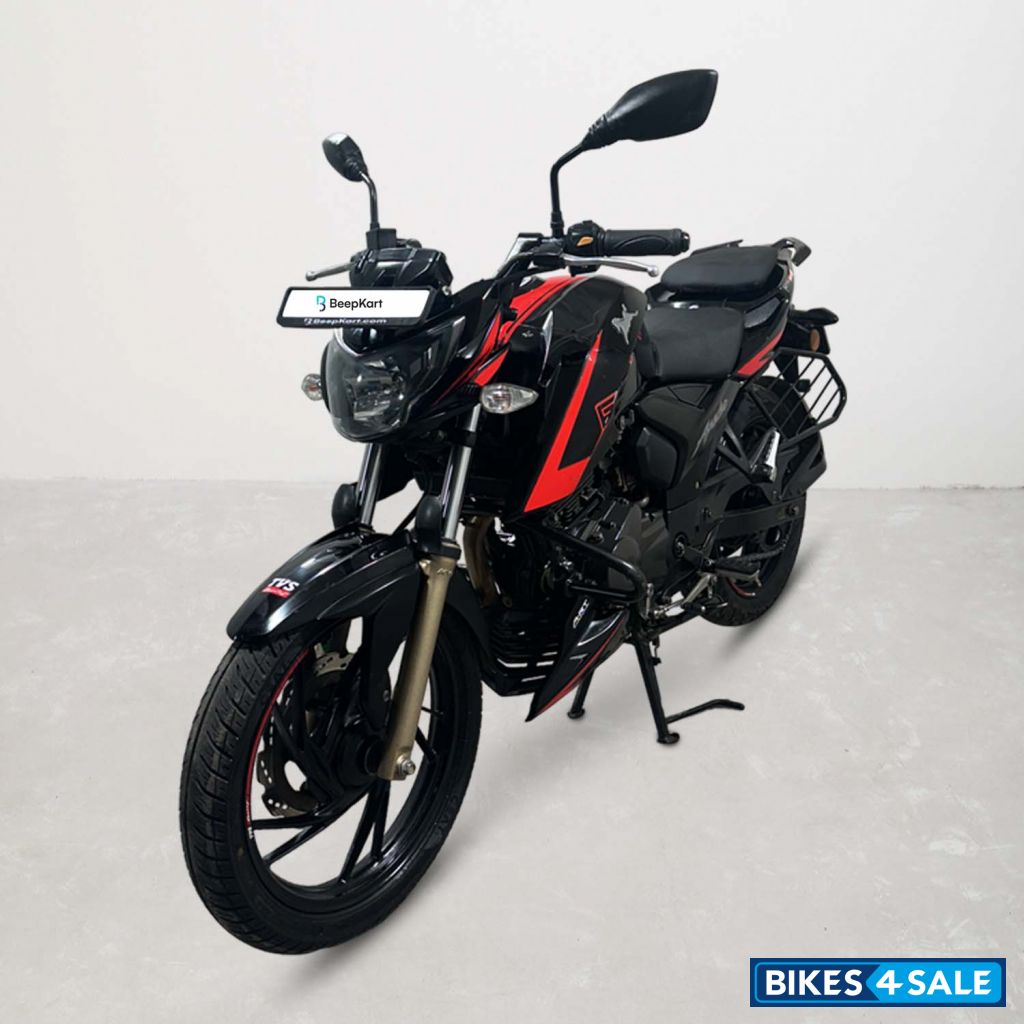 TVS Apache RTR 200 4V