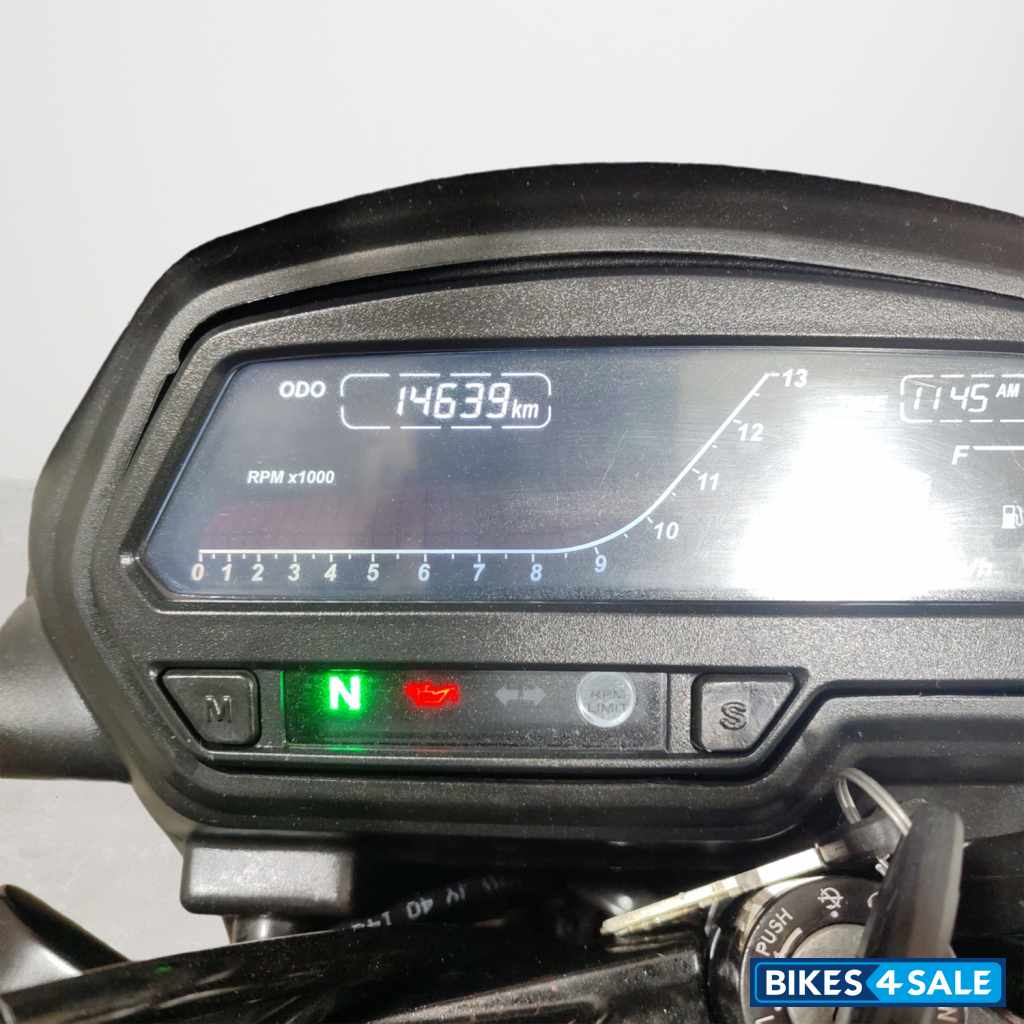 Bajaj Dominar 400