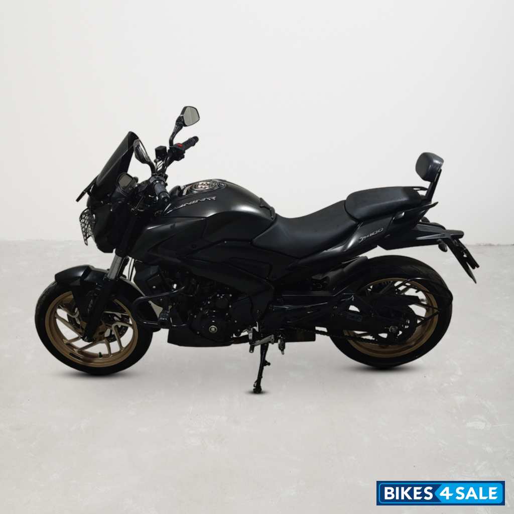Bajaj Dominar 400