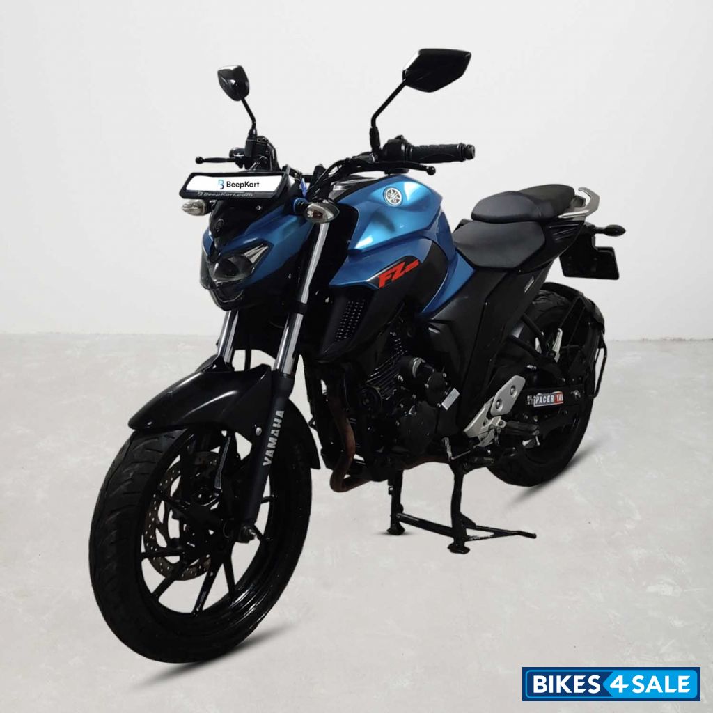Yamaha FZ25