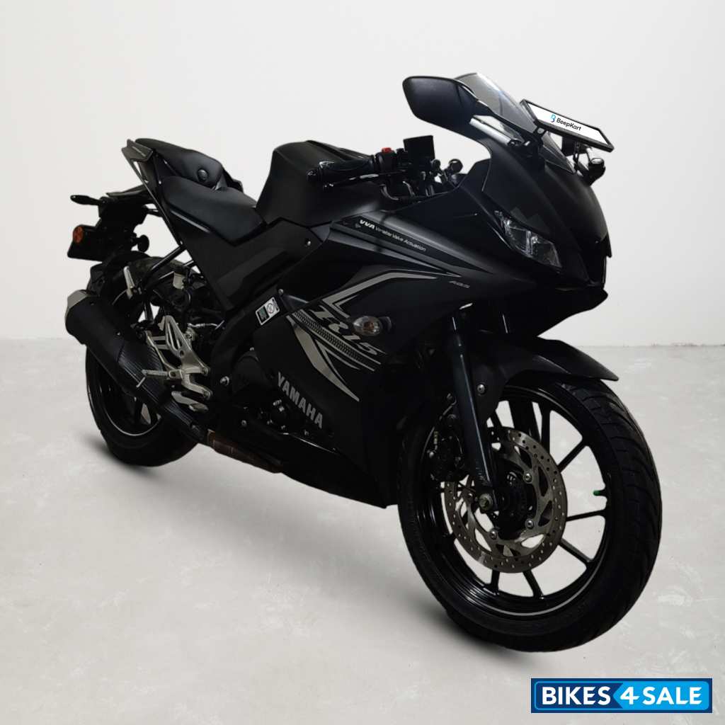 Yamaha YZF R15 V3