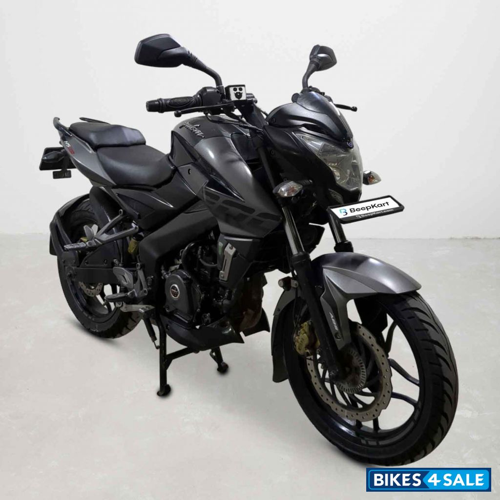 Bajaj Pulsar NS200