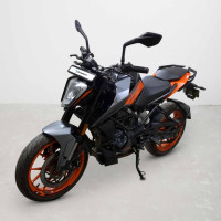 KTM Duke 200