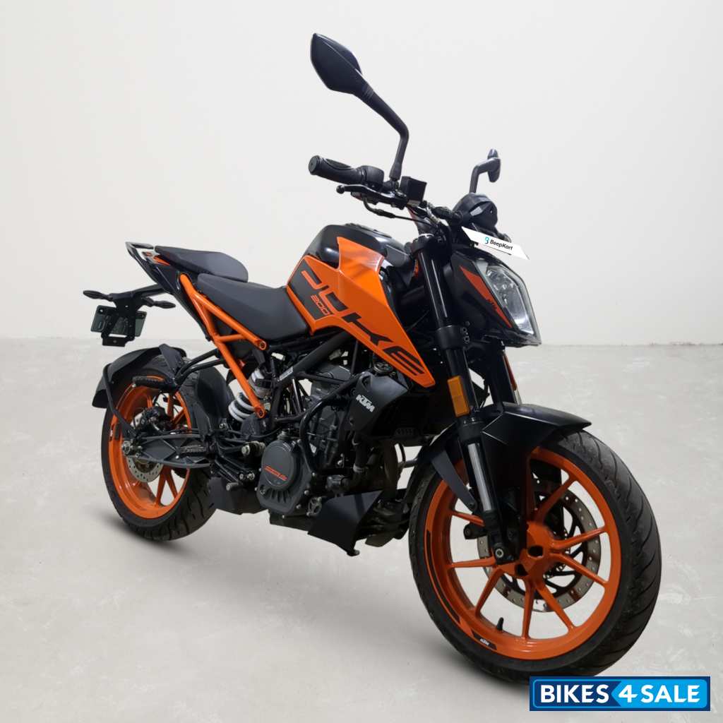 KTM Duke 200