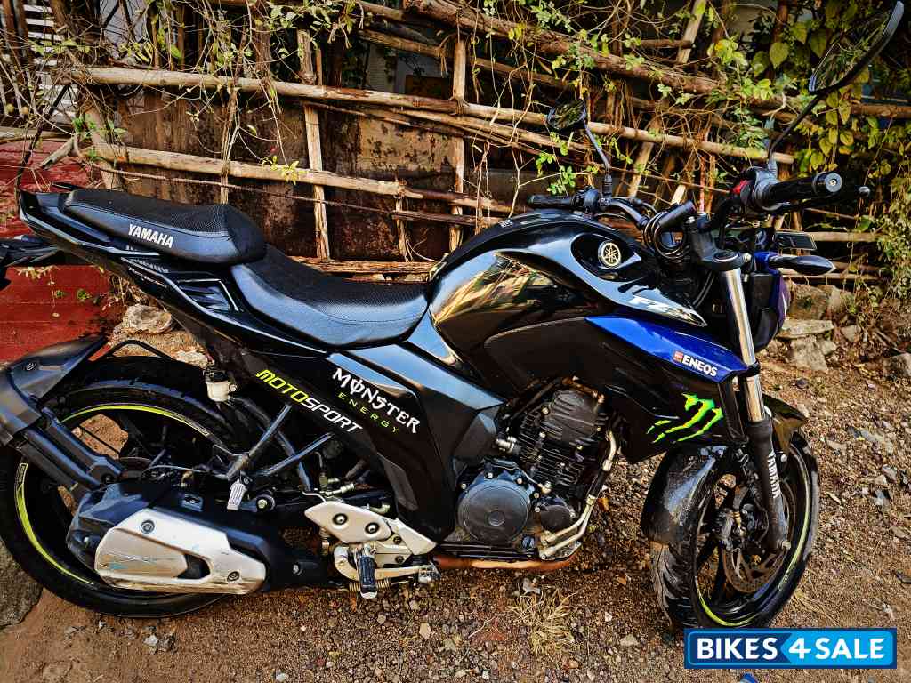 Yamaha FZ25 Monster Energy MotoGP Edition