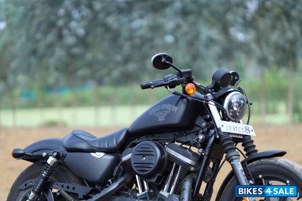Mate Black Harley Davidson Iron 883
