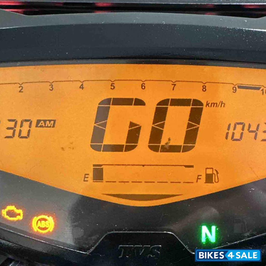 TVS Apache RTR 160 4V