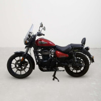 Royal Enfield Meteor 350 Supernova