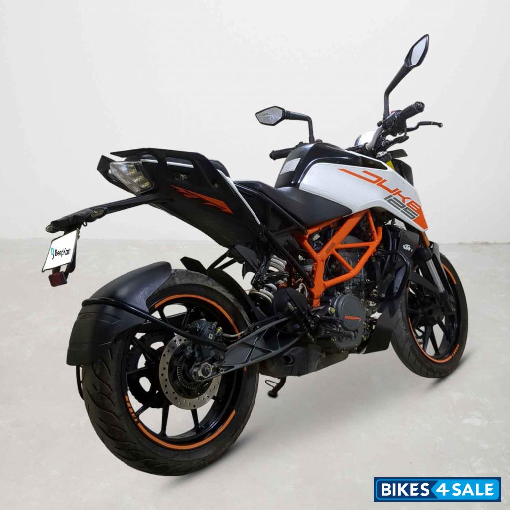 KTM Duke 125