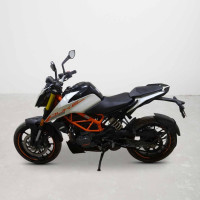 KTM Duke 125