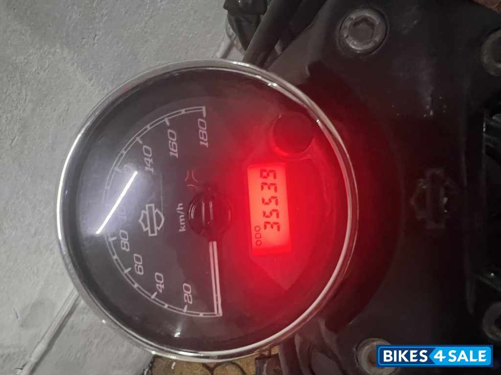 Blue Harley Davidson Street 750