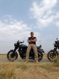 Jawa 42 Dual Channel ABS AllStar Black