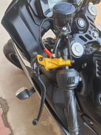 Mate Black Yamaha R15 V4