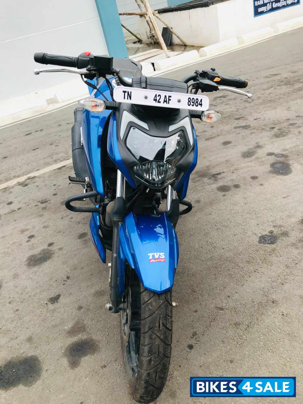 Blue TVS Apache RTR 160 4V BS6