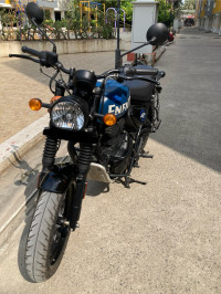 Rebel Blue Royal Enfield Hunter 350 Metro