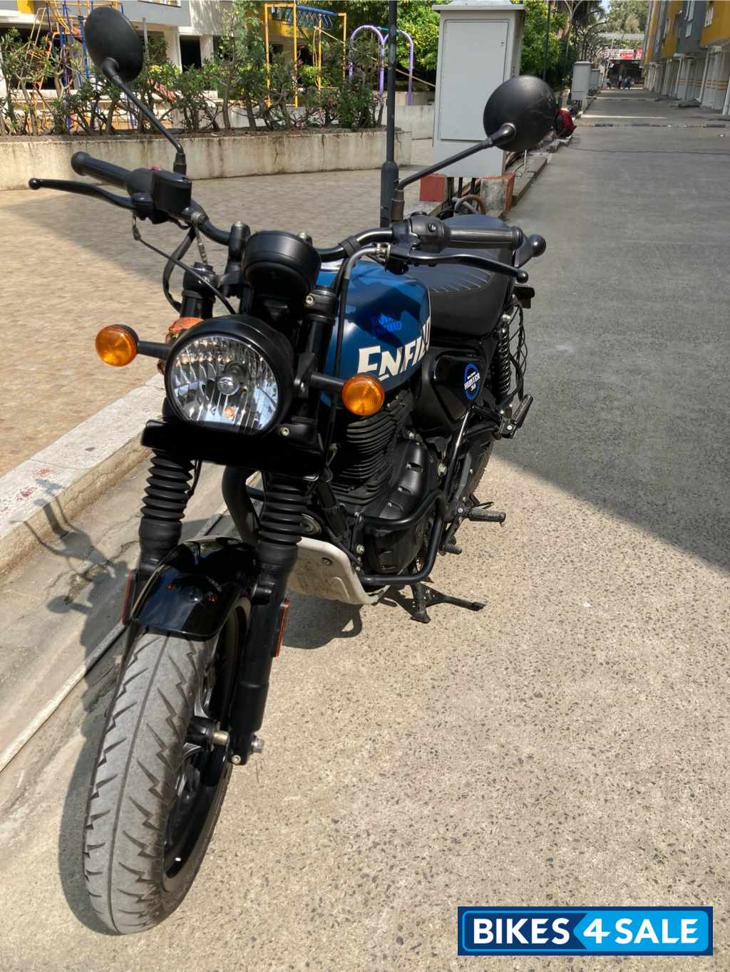 Rebel Blue Royal Enfield Hunter 350 Metro