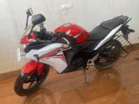 Honda CBR 150R 2016 Model