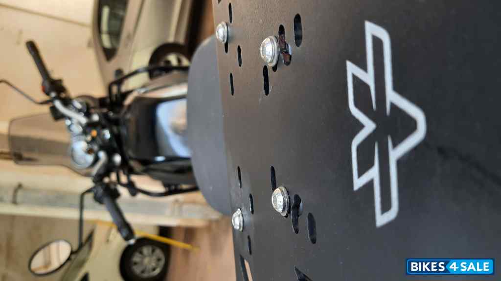 Granite Black Royal Enfield Himalayan 2021