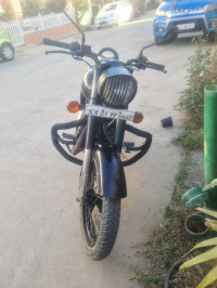 Black Royal Enfield Classic Chrome