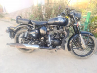 Black Royal Enfield Classic Chrome