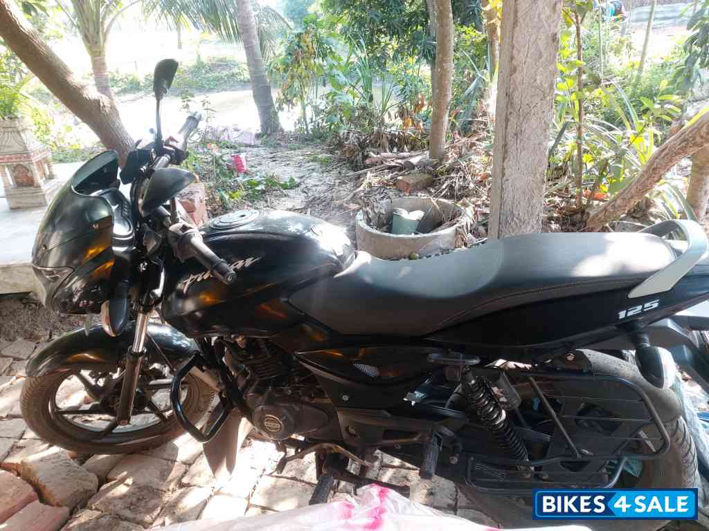 Bajaj Pulsar 125