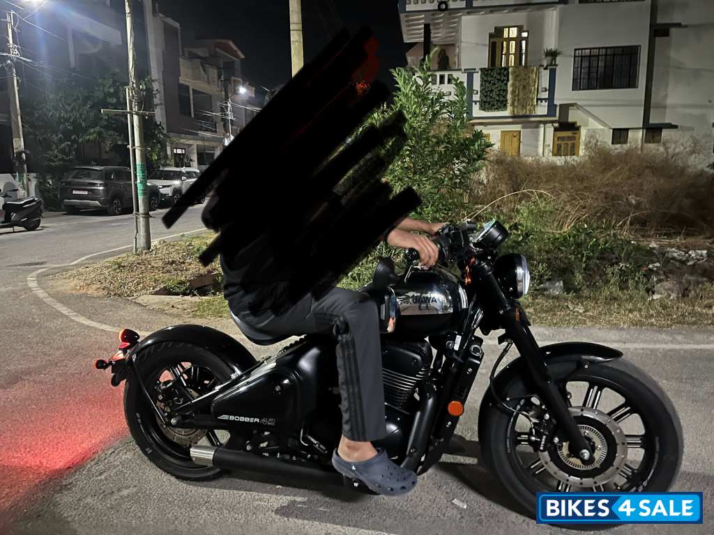 Black Mirror Jawa 42 Bobber Black Mirror