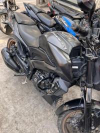 Black Matte Bajaj Dominar 400