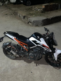 White KTM Duke 250