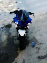 Blue Bajaj Pulsar RS 200