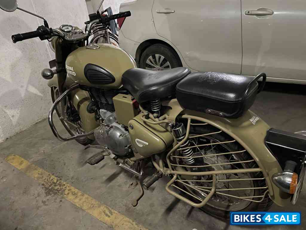 Royal Enfield Classic Desert Storm