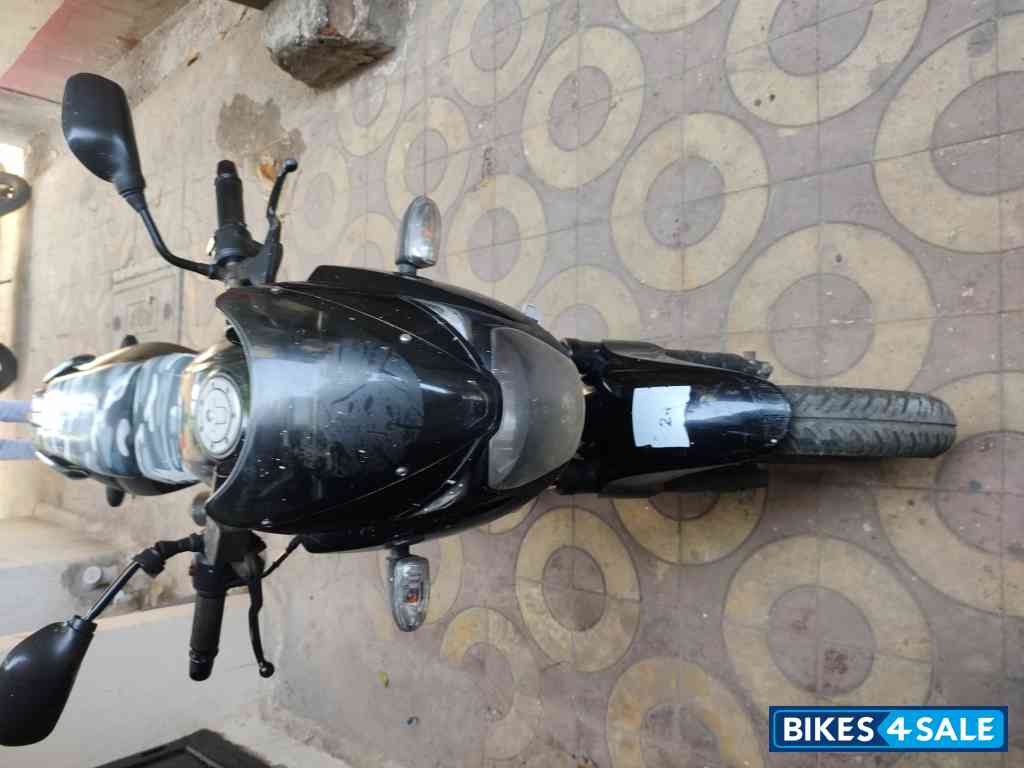 Black Bajaj Pulsar 180 DTSi