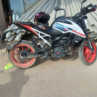 KTM Duke 125