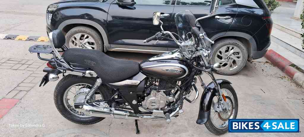 Bajaj Avenger Cruise 220 BS6