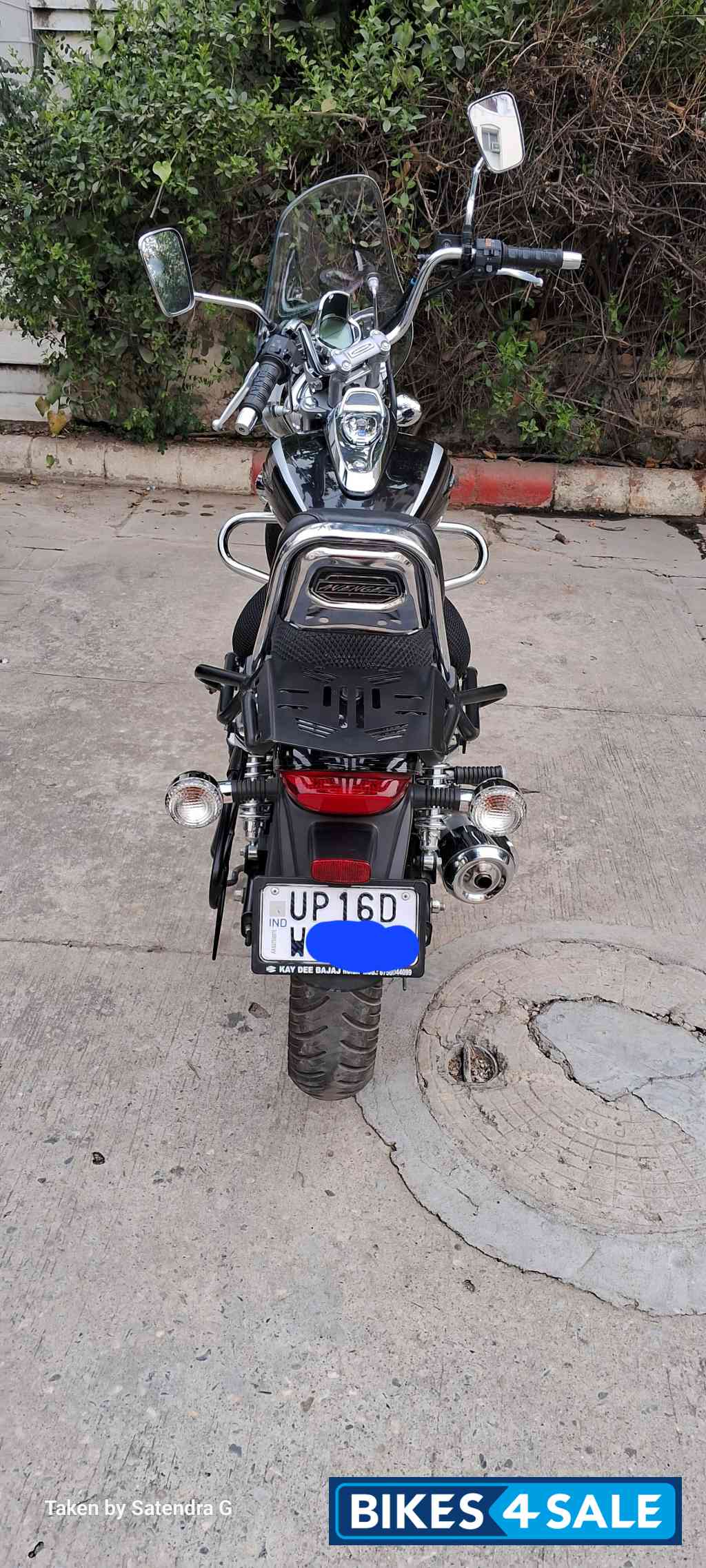 Bajaj Avenger Cruise 220 BS6