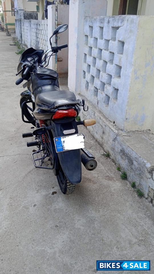 Black Mahindra Centuro