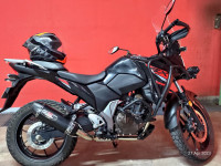 Black Suzuki V-Strom 250