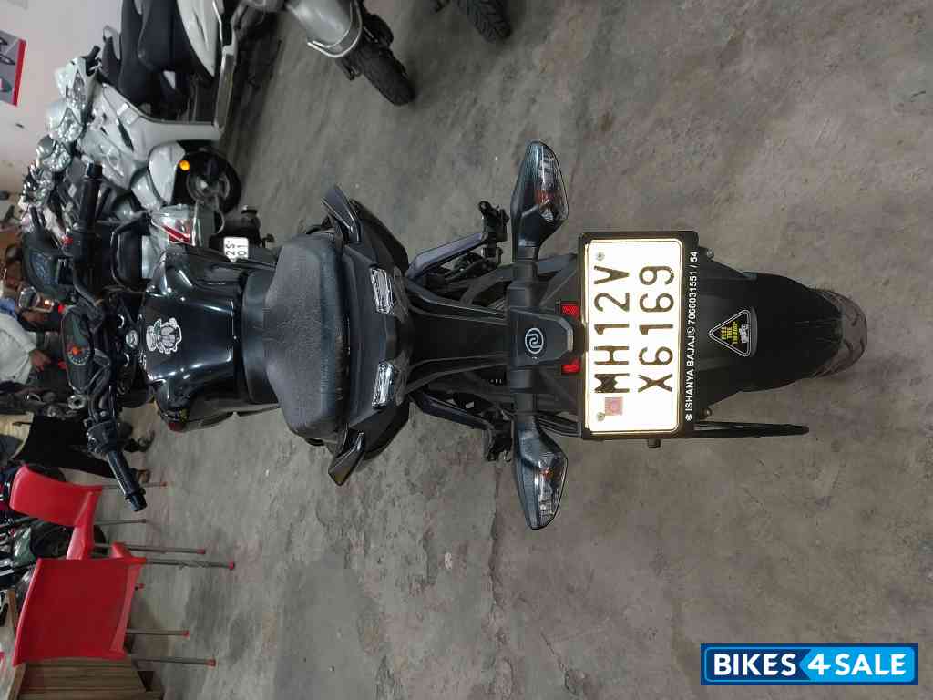 Bajaj Pulsar N160