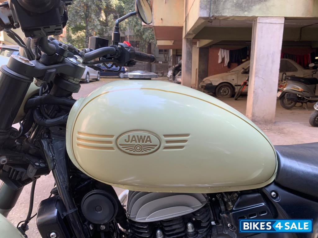 Lumos Lime Jawa forty two