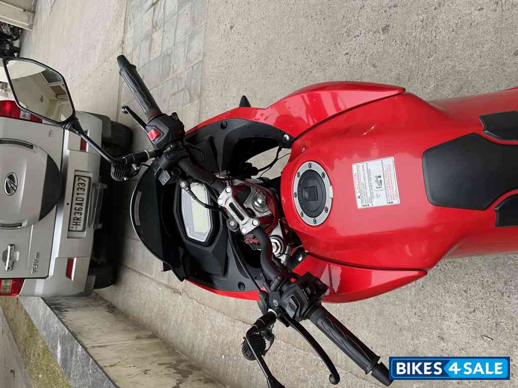 Red Hero Xtreme 200S BS6