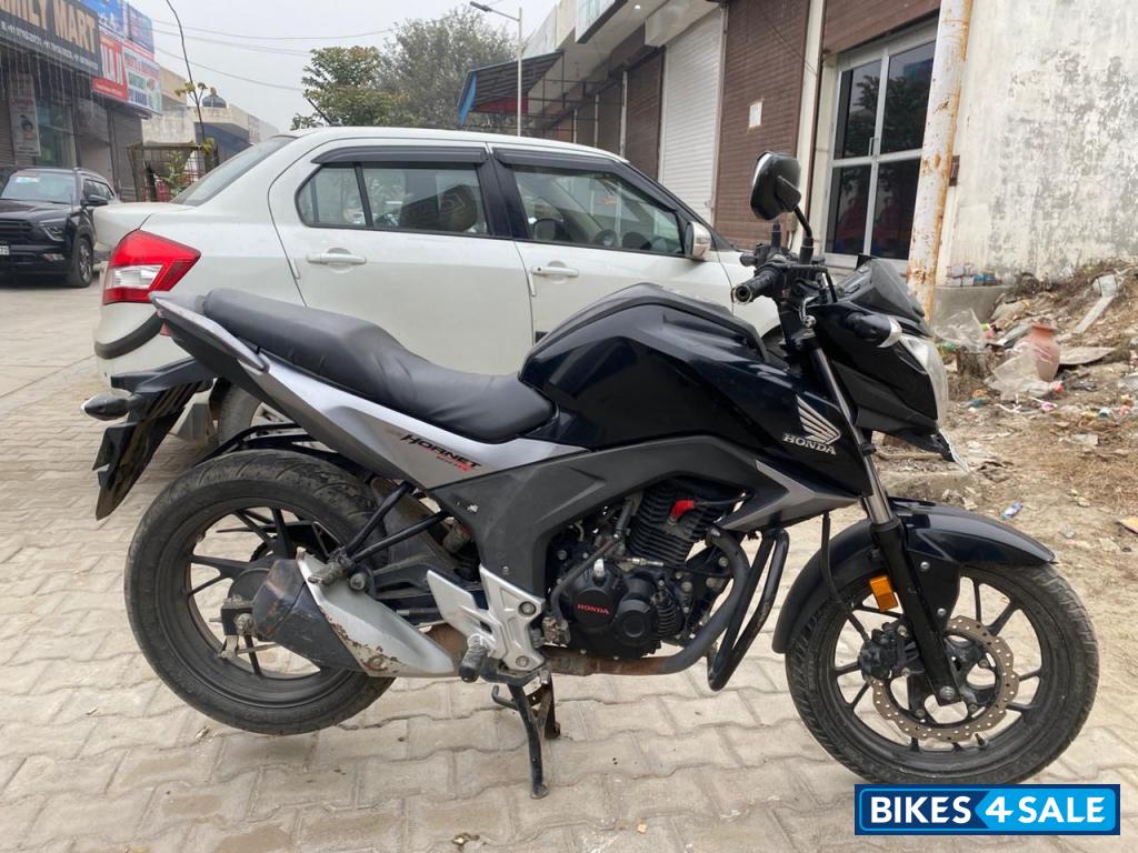 Honda CB Hornet 160R