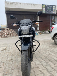 Honda CB Hornet 160R