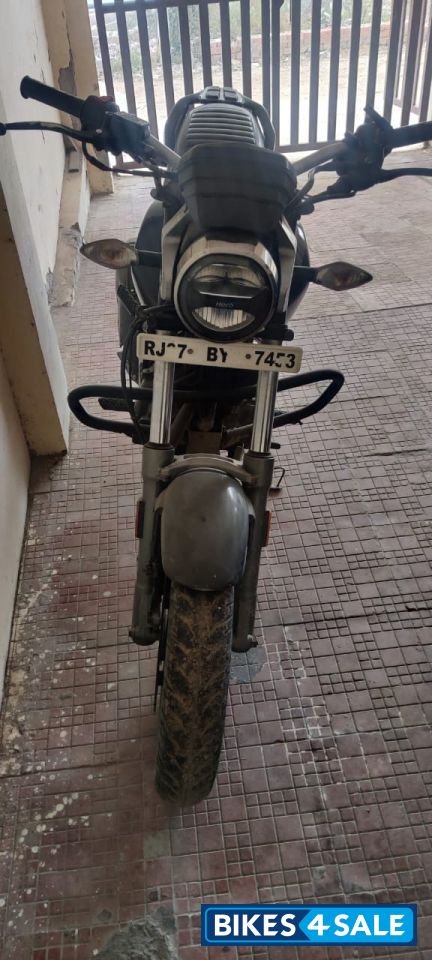 Black Hero XPulse 200T