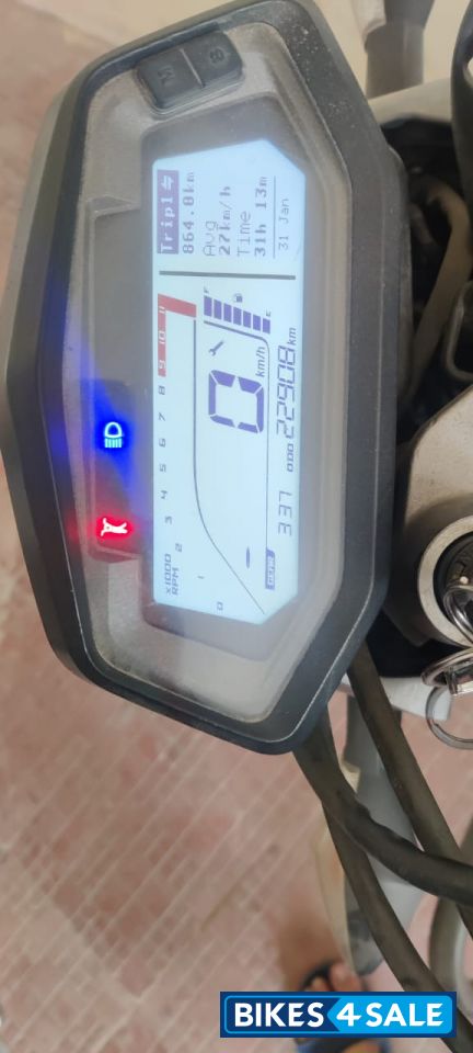 Black Hero XPulse 200T