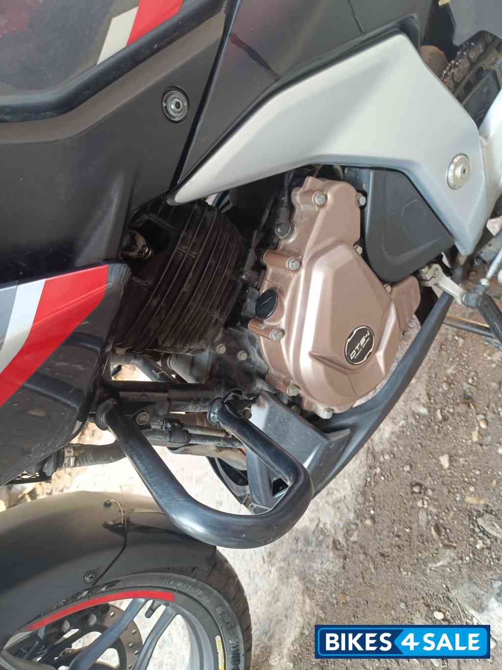 Bajaj Pulsar F250