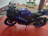 Yamaha R15 V4
