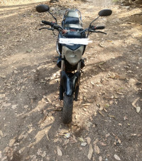 Black Yamaha FZ16