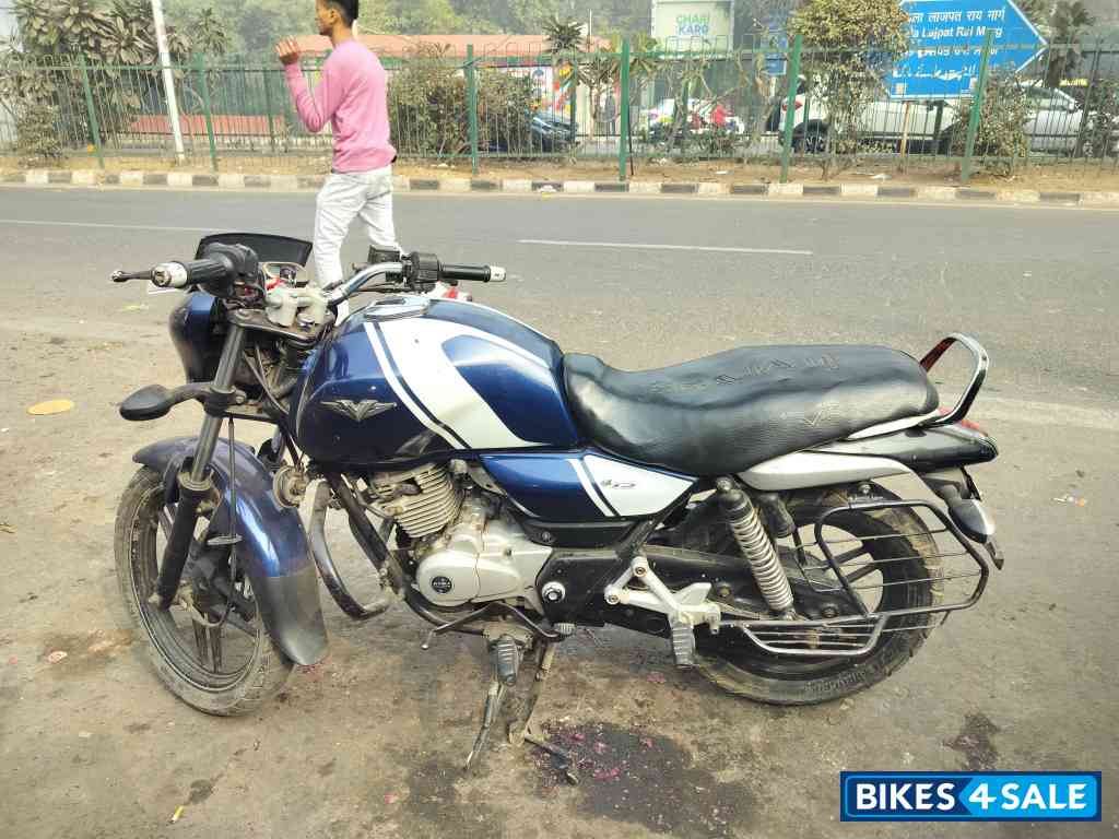 Blue Bajaj V15