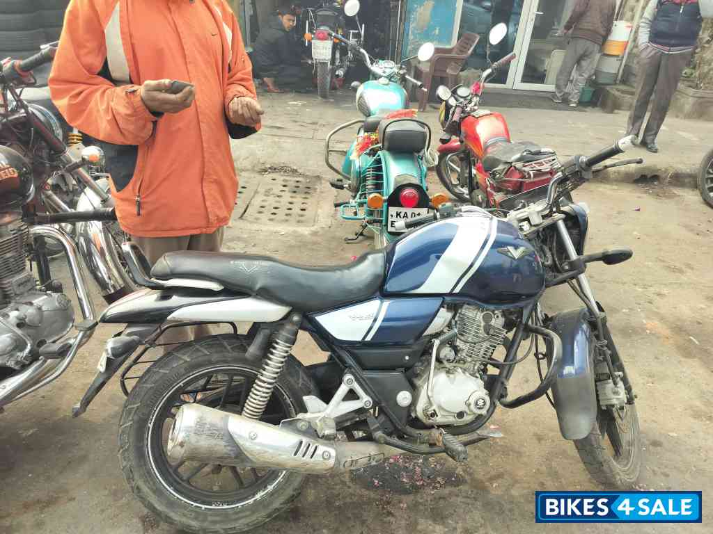 Blue Bajaj V15