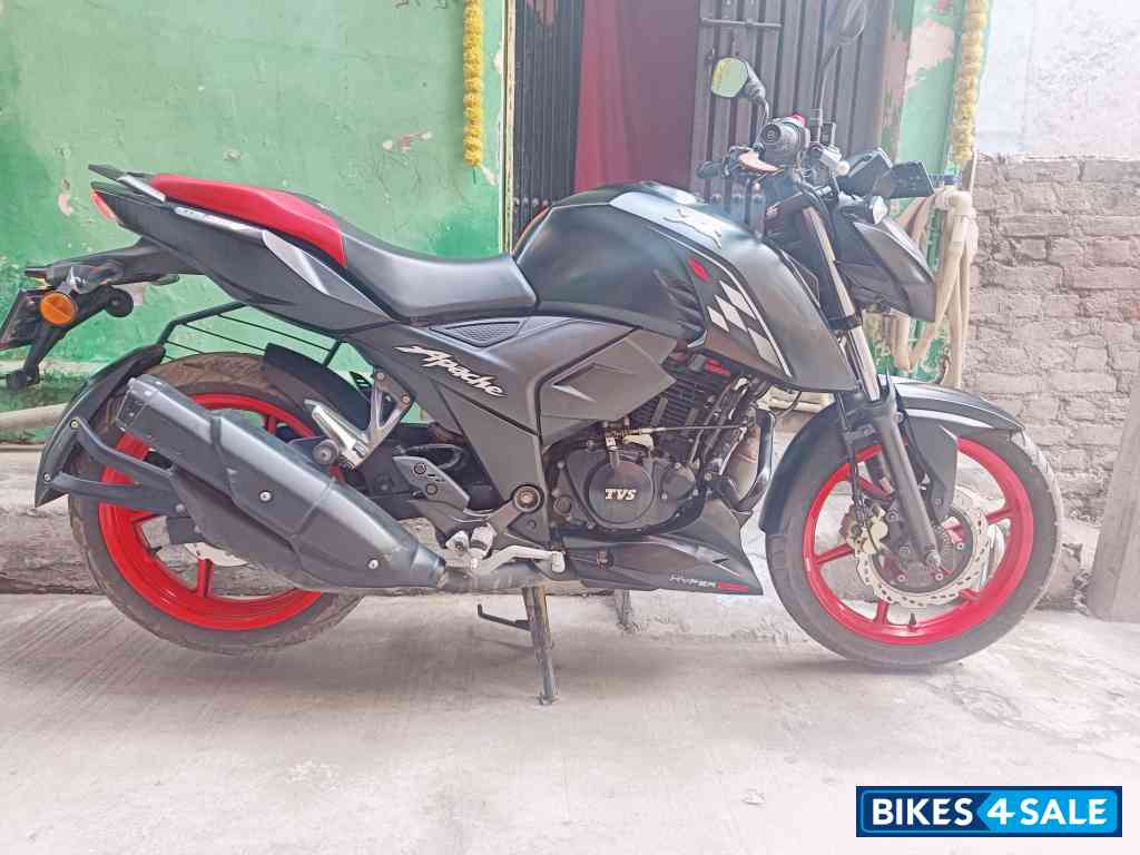 TVS Apache RTR 160 4V Special Edition