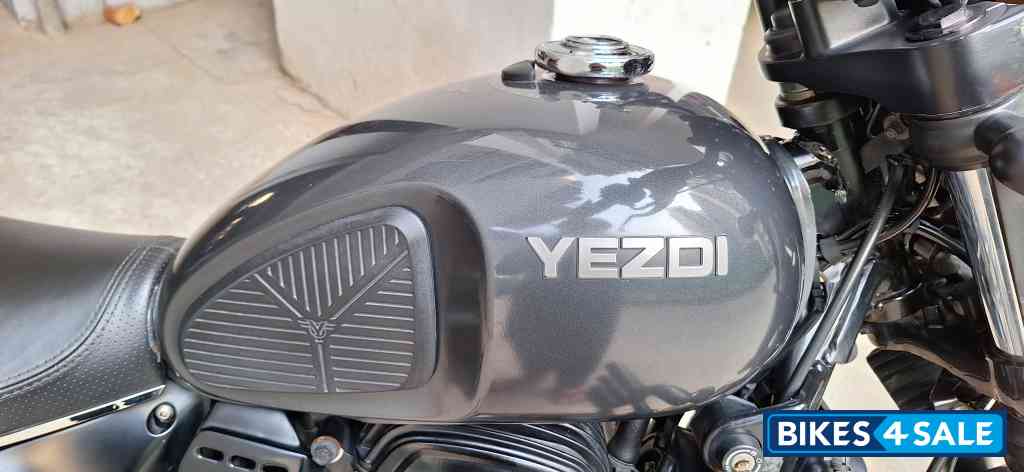 Smoke Grey Yezdi Roadster Dark